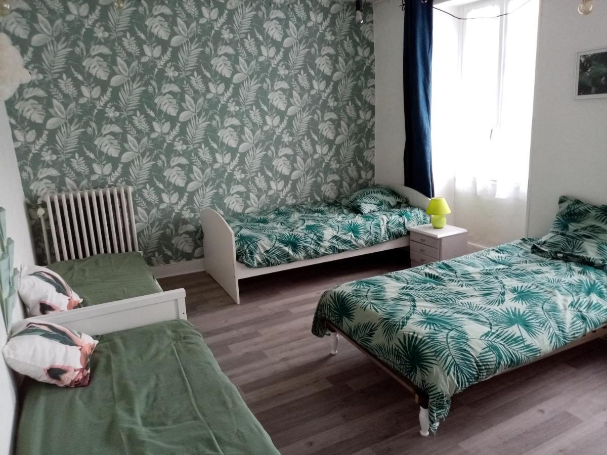 Gite Les 27 Roses Et Plus Chatel-Censoir Luaran gambar
